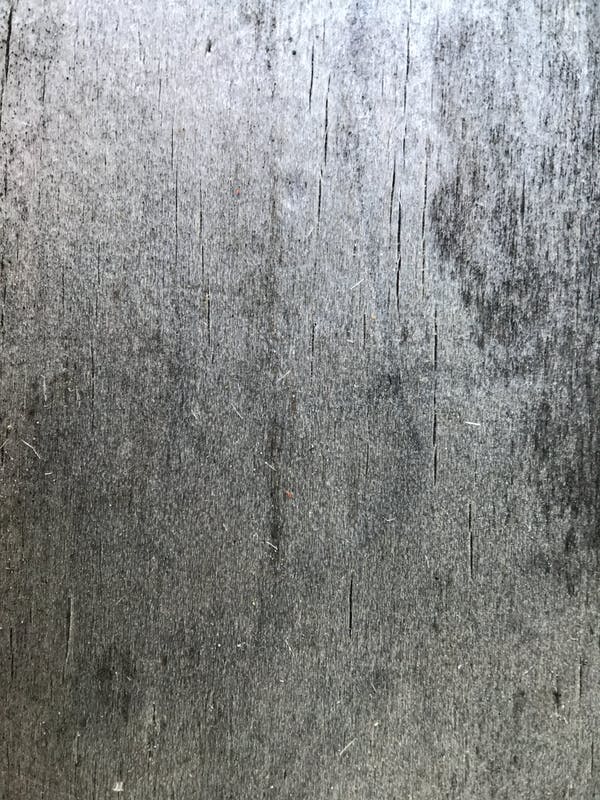 Scratches on platinum