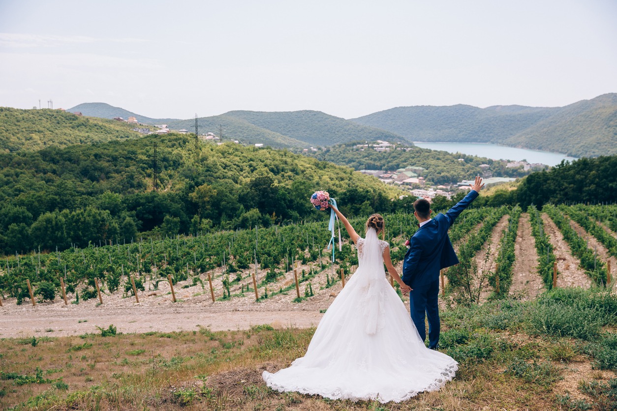 couple in vineyard