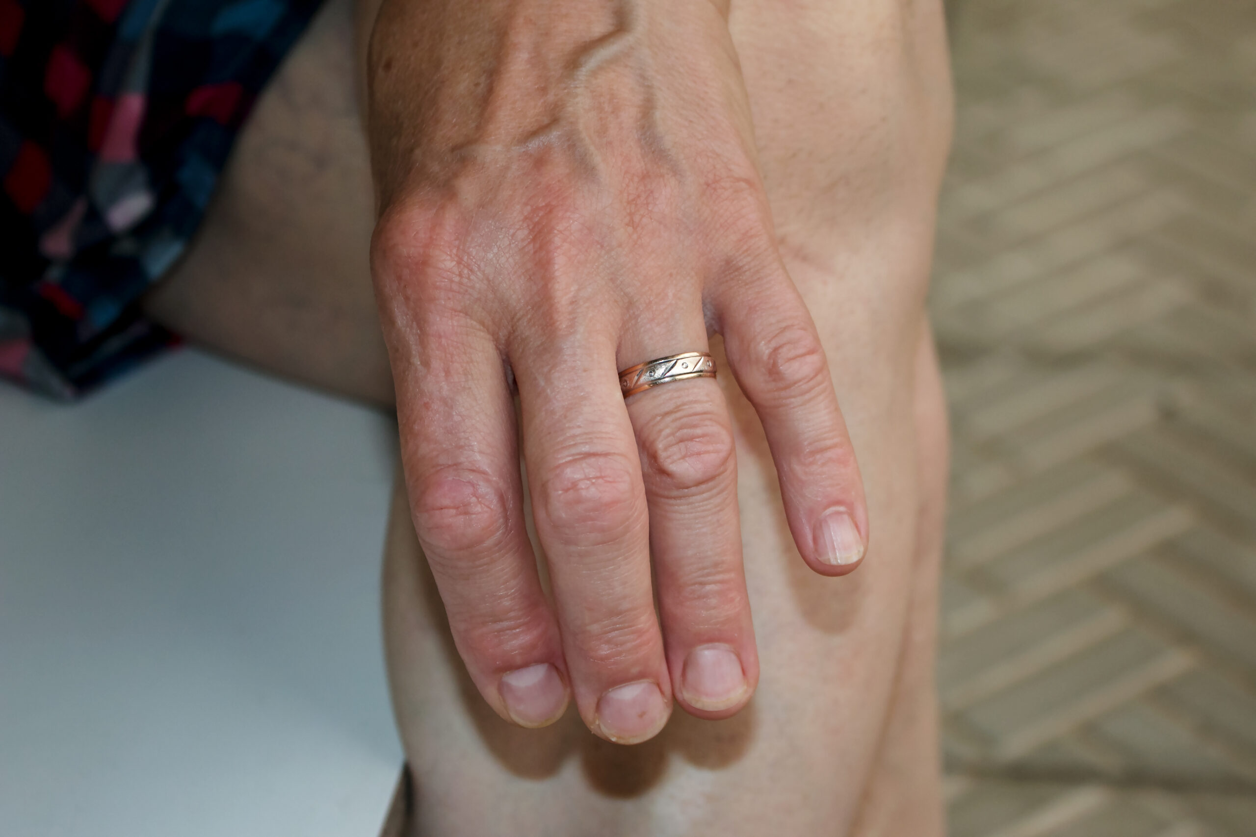 Engagement-ring-for-men-with-brush-textured