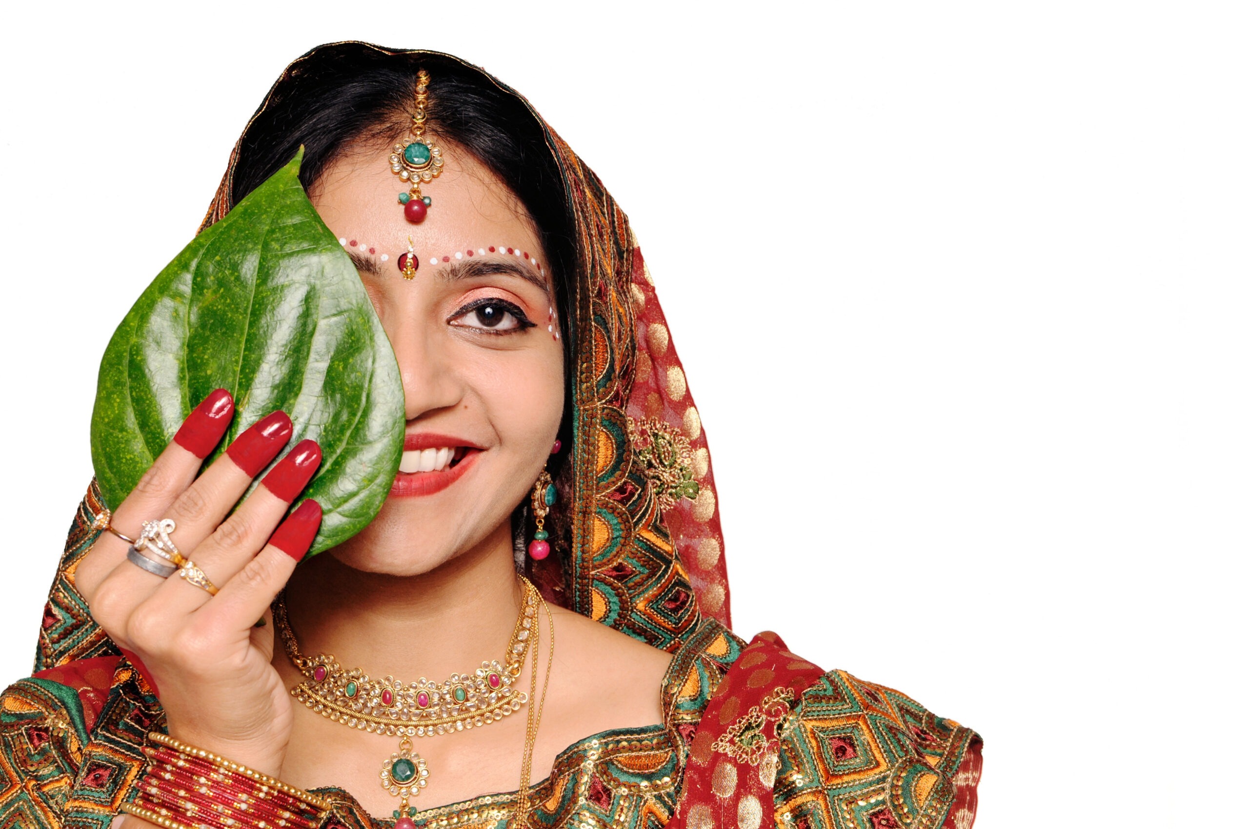 Indian-woman-with-rings-on-Right-hand