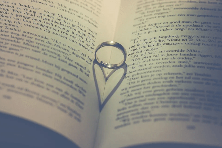 Titanium rings are usually worn by men. 