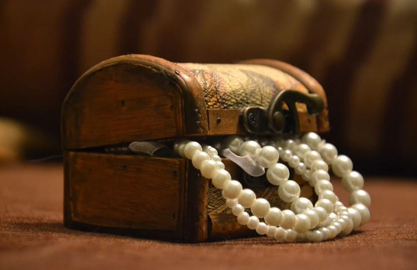 chest-box-little-box-package