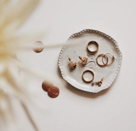 Picture of rings in a tray