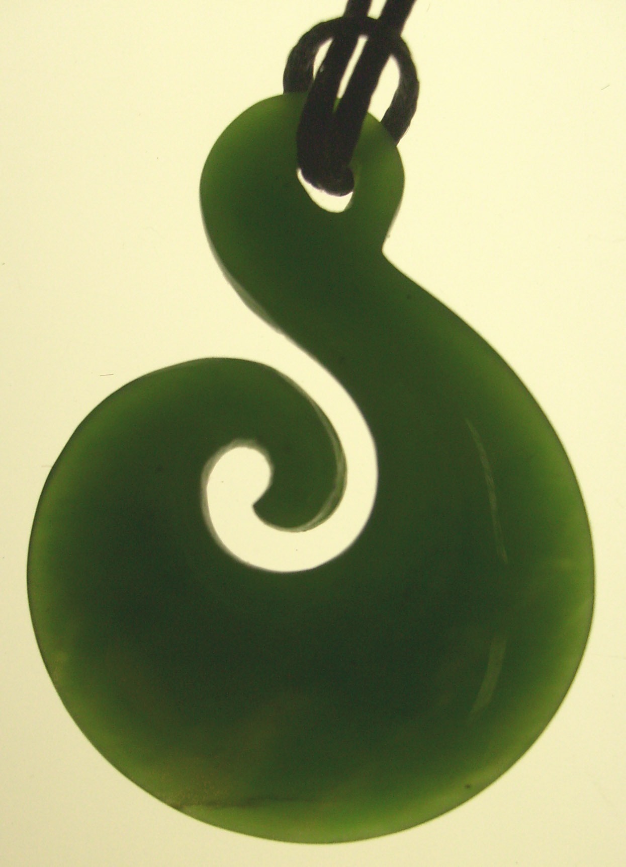 jade-pendant
