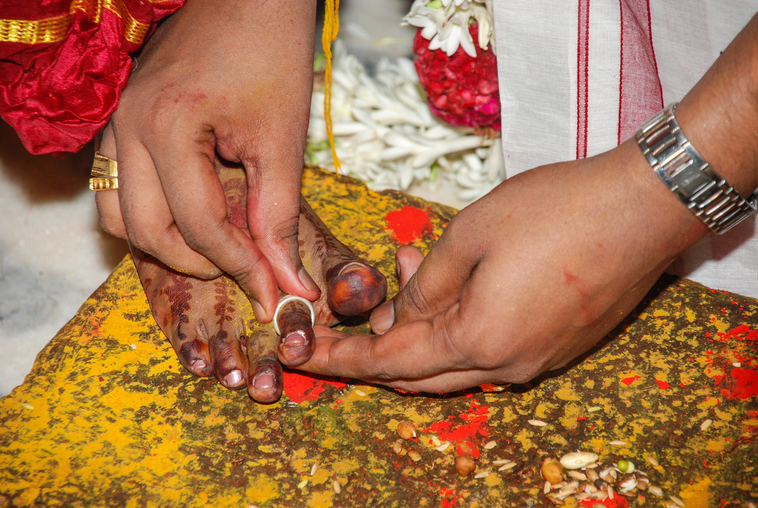 Traditional-Indian-Wedding-Toe-Ring